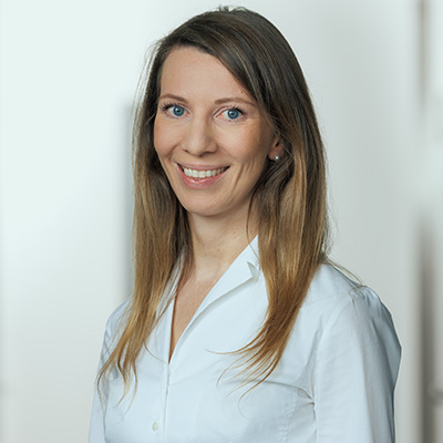 Porträt von Dr. med. Julia Wallenborn im Herz-Gefäß-Zentrum München