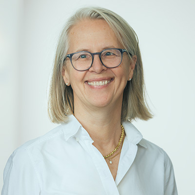 Porträt von Dr. med. Gabriele Betzl im Herz-Gefäß-Zentrum München